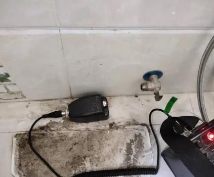 韶山屋顶漏水维修公司分享下卫生间漏水的危害及解决方法